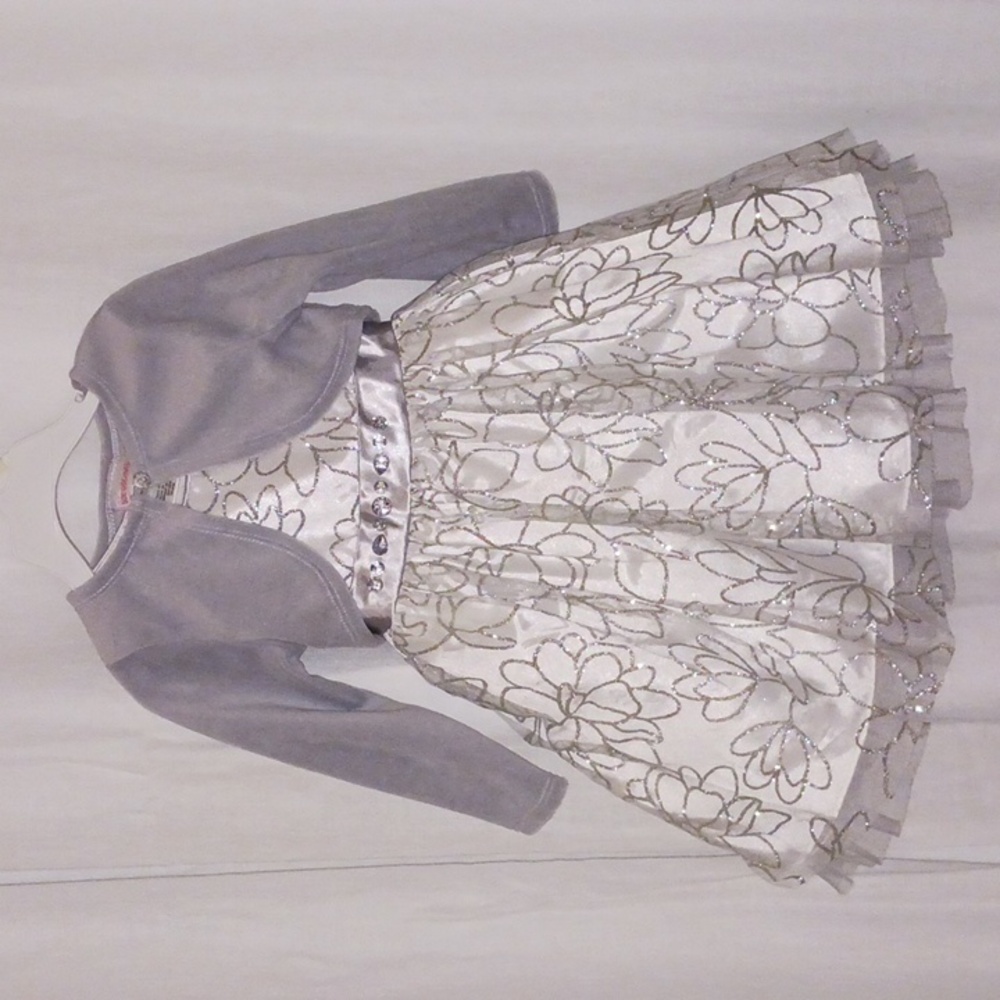 Youngland White and Silver 2pc Dress set 2T